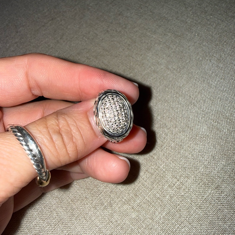 John Hardy Diamond Ring. Sterling Silver and 18k gold. Size 5